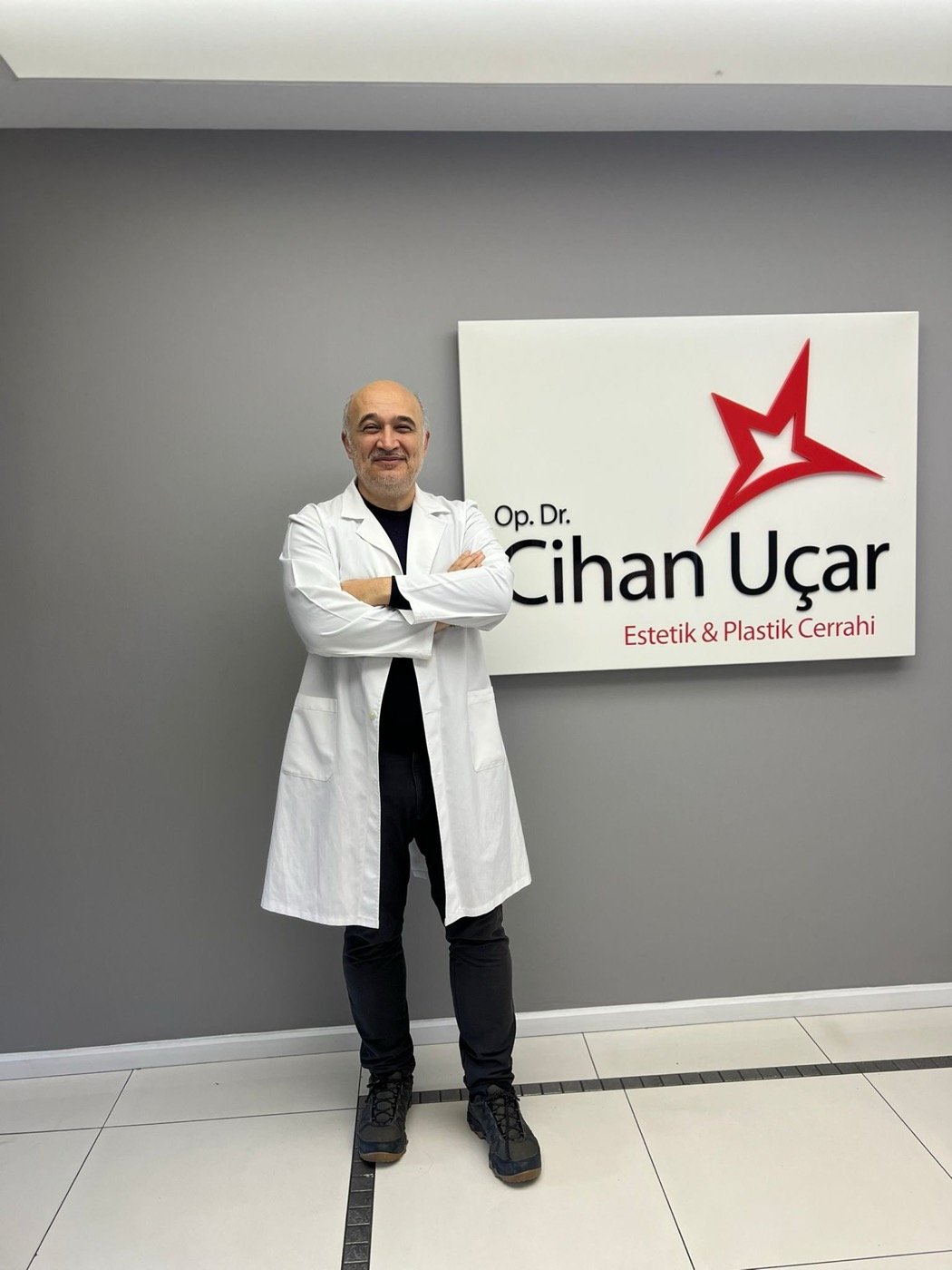 Op. Dr. Cihan Uçar kliniğinde